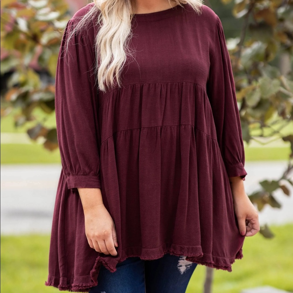 NWOT Chic Soul Concert Date Night Top, wine
